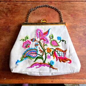 Charming Vintage Hand Boho Chic Embroidered Handbag - Metal Frame Chain Strap